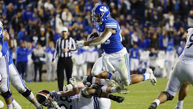 Tyler Allgeier vs Virginia
